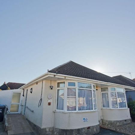Hilda'S Retreat Accessible Wheel Chair Friendly With Hoist Poole Luaran gambar