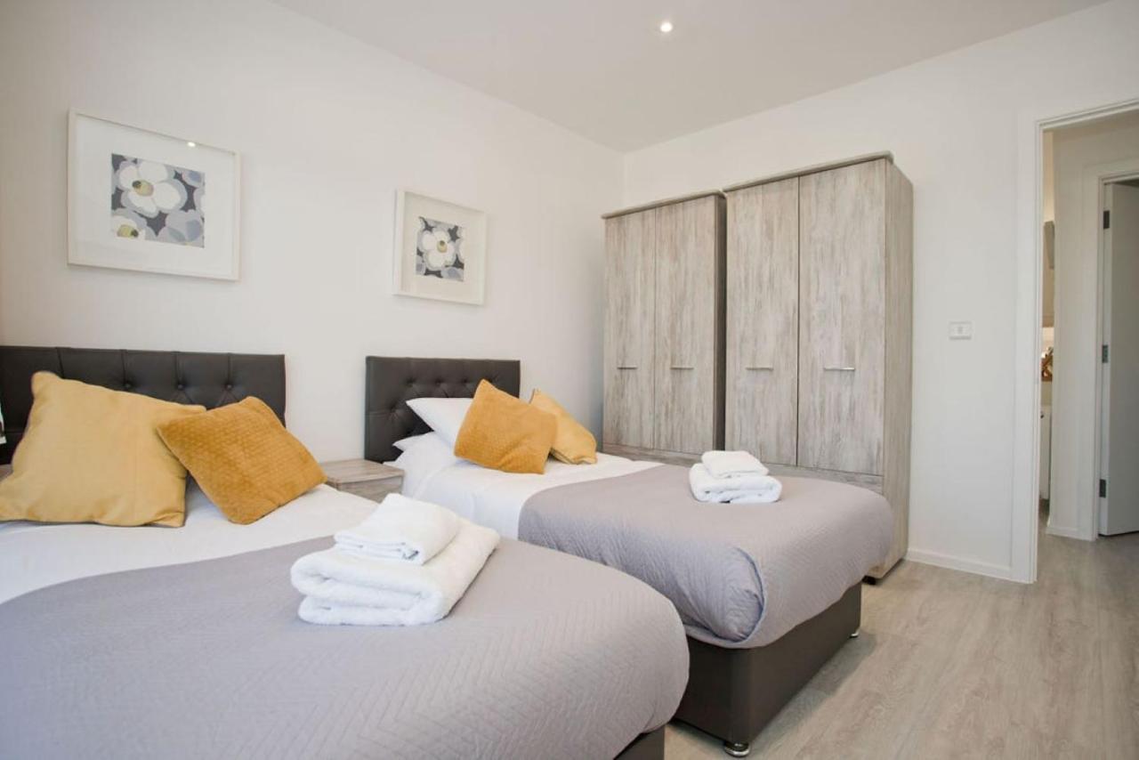 Hilda'S Retreat Accessible Wheel Chair Friendly With Hoist Poole Luaran gambar