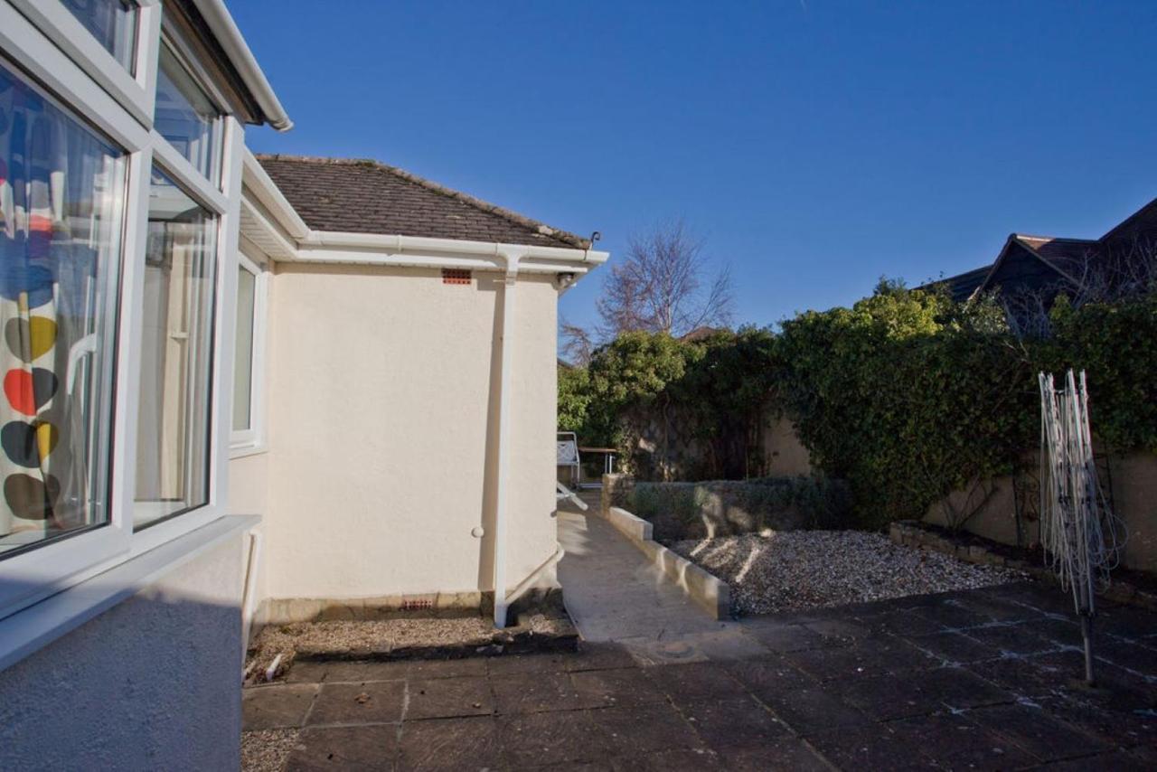 Hilda'S Retreat Accessible Wheel Chair Friendly With Hoist Poole Luaran gambar